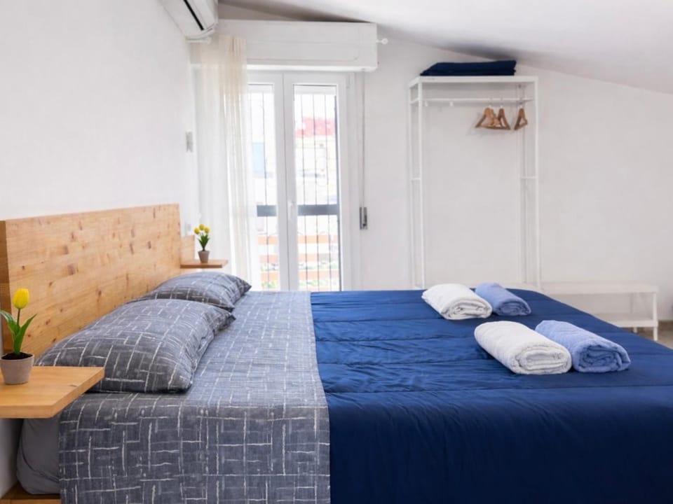 Thalassa Holiday Home with Terrace near the Sea - Anzio Vacation rental in Anzio