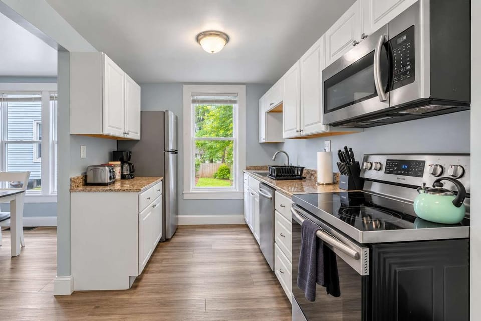 Shortstop Apt 1 All Star Baseball Rentals Apartment in Oneonta