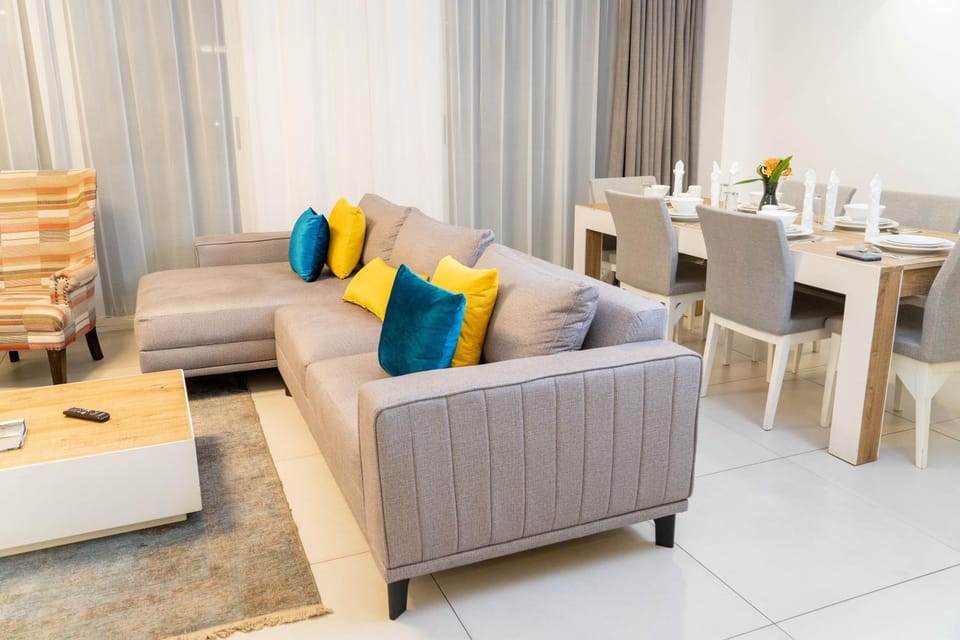 Seating area, Dining area
