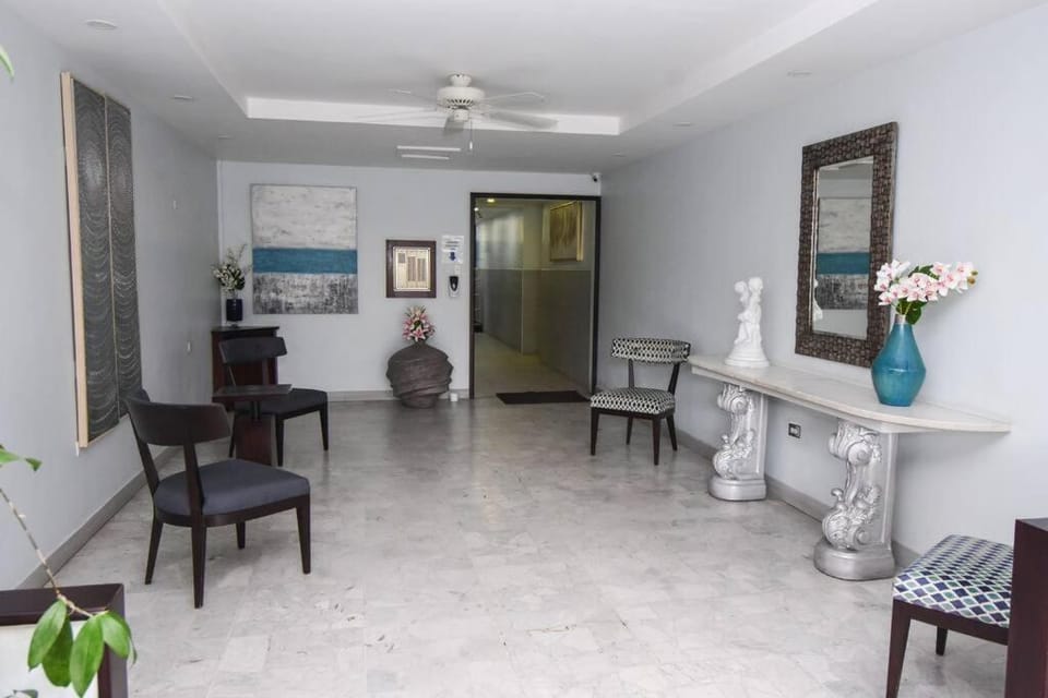 Property building, Seating area