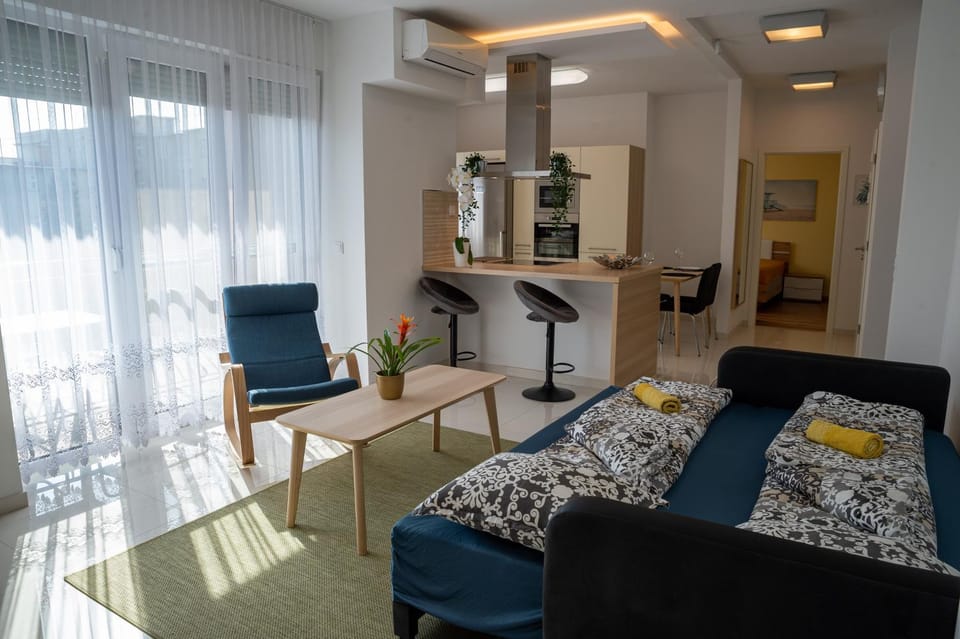 Sunshine Apartman with Free Parking Apartment in Hungary