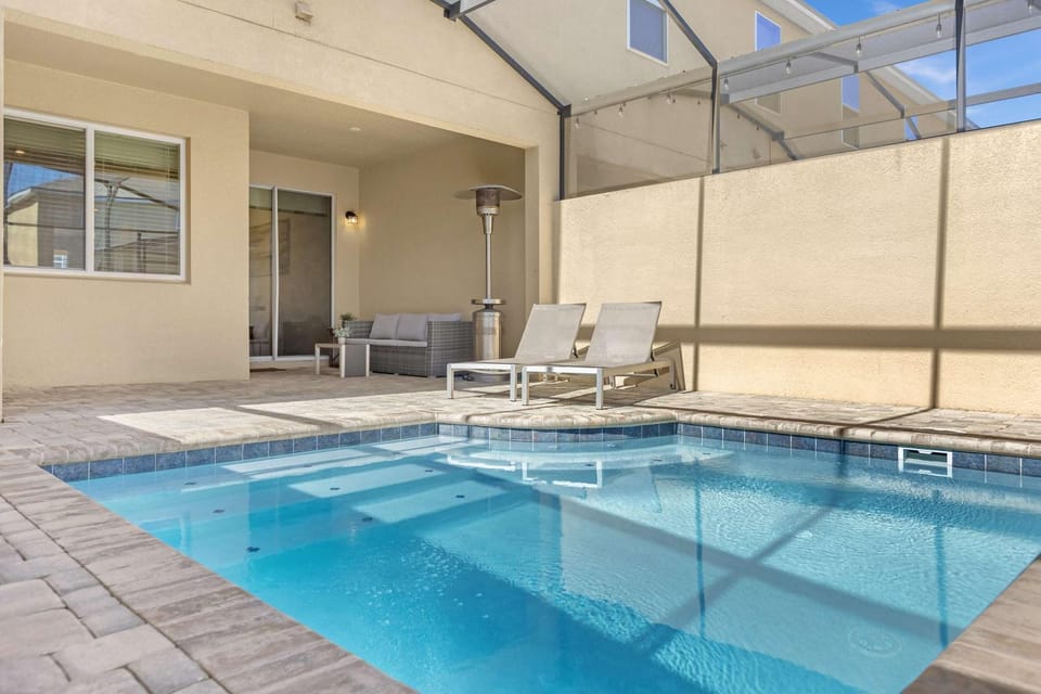 4BR Villa Home with Private Pool near Disney House in Four Corners
