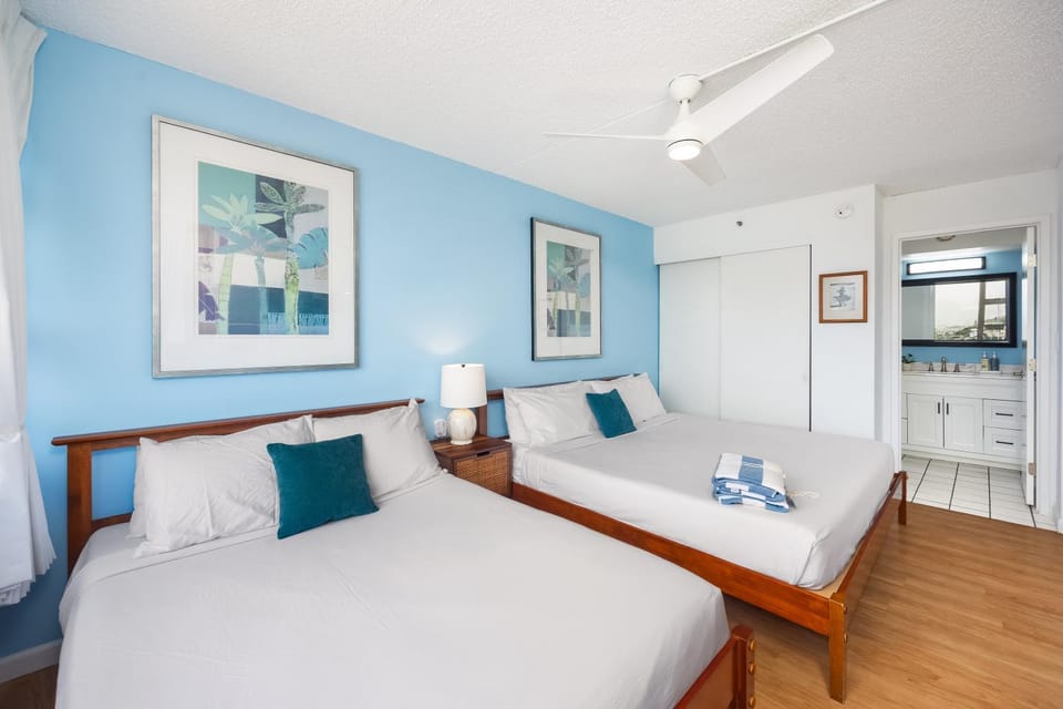 Bed, Bathroom, Bedroom