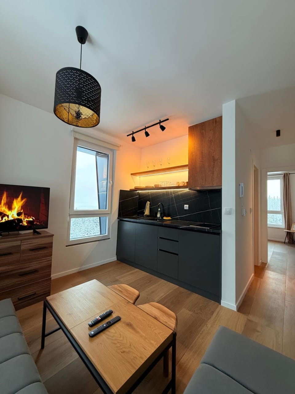 Kitchen or kitchenette, Living room