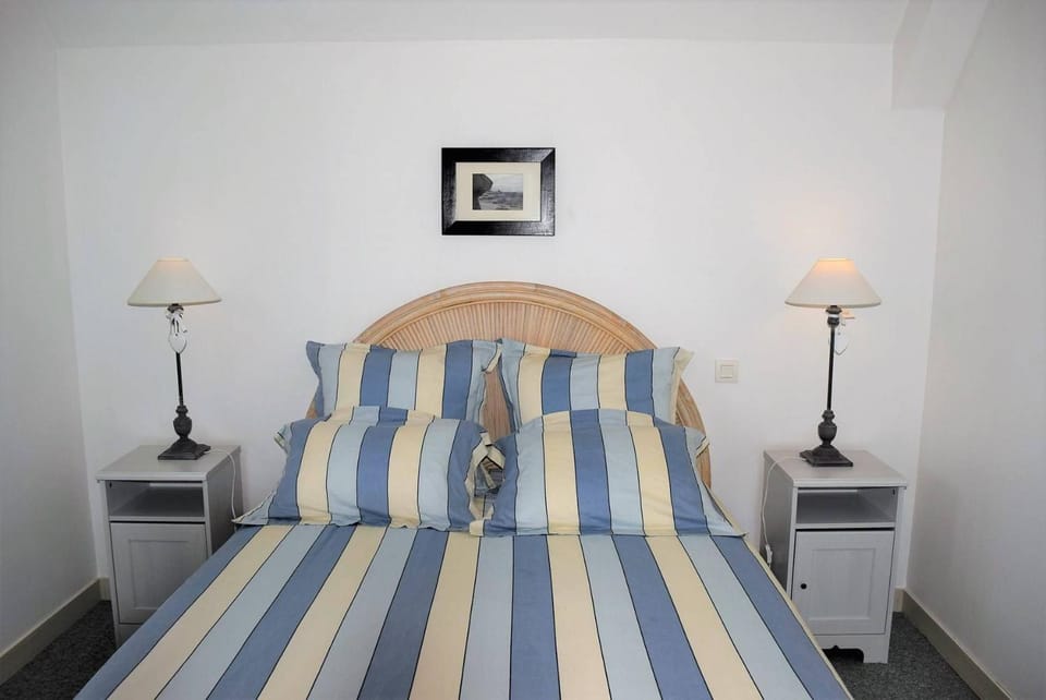 Superbe appartement 3 étoiles à proximité centre et plage à PERROS-GUIREC - Réf 942 Apartment in Perros-Guirec