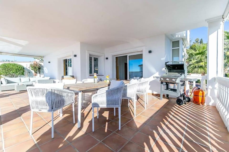 88-Exclusive Villa with Private Pool in Mijas, Malaga Villa in Costa del Sol