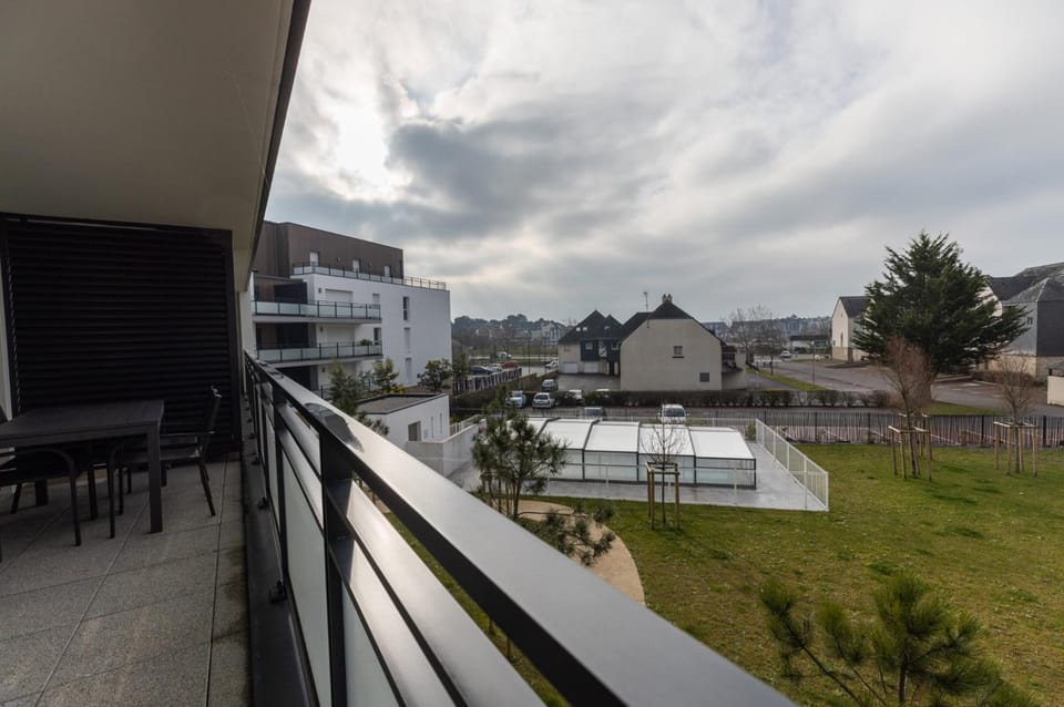 View (from property/room), Balcony/Terrace, Swimming pool
