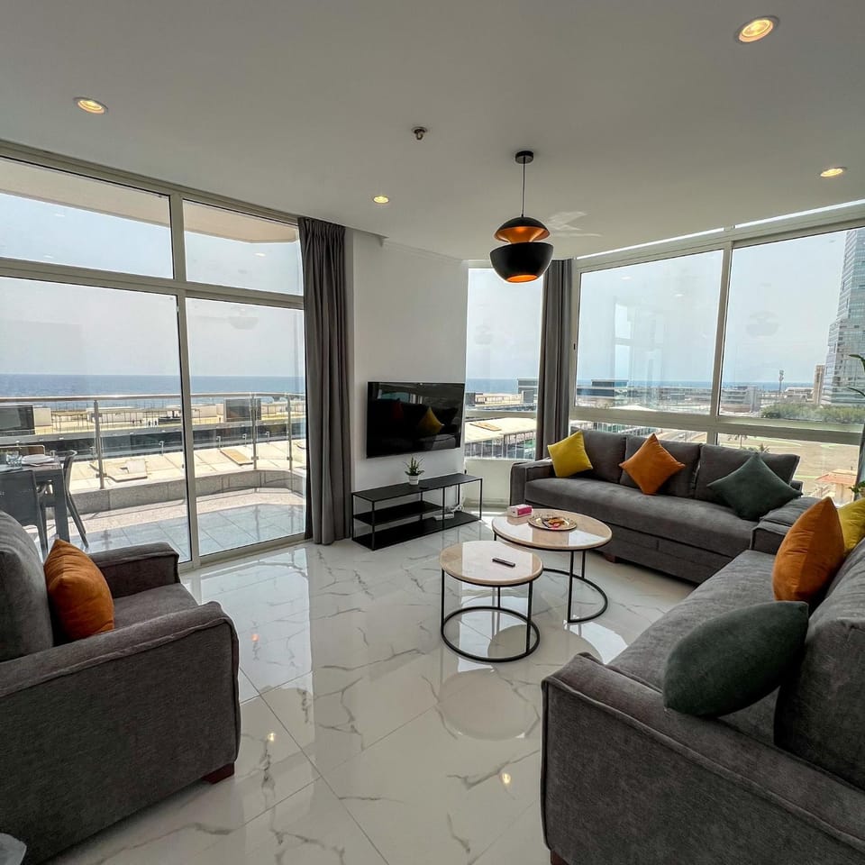 Almasarat Tower Sea View Apartment in Jeddah
