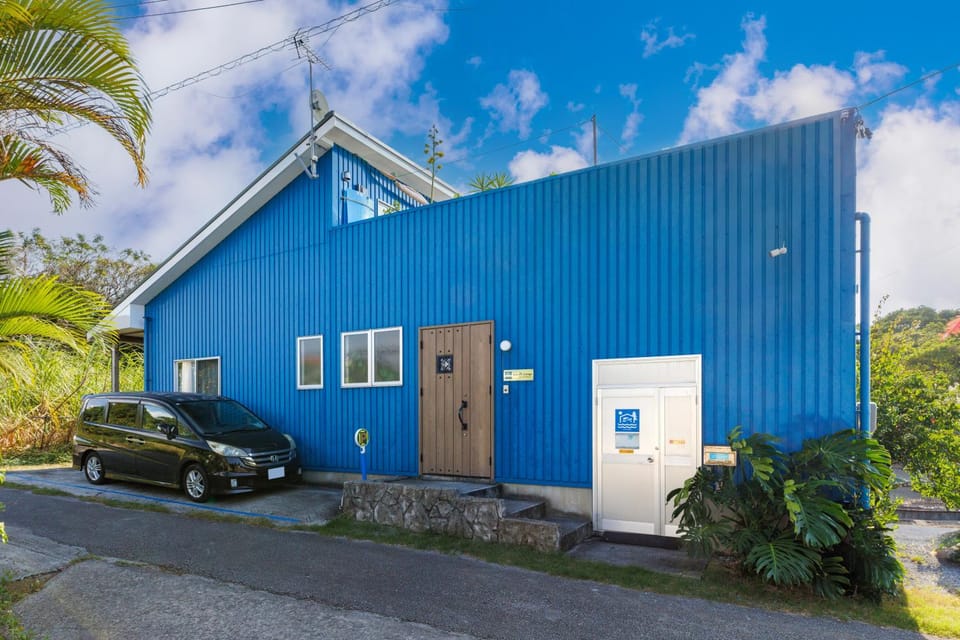 Property building, Day, Parking
