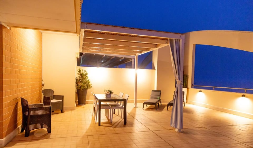 Patio, Balcony/Terrace