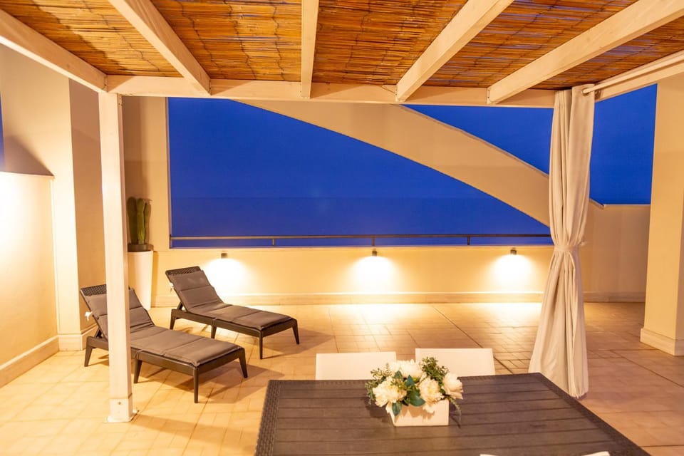 Patio, Balcony/Terrace