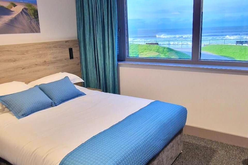 Bedroom, Sea view