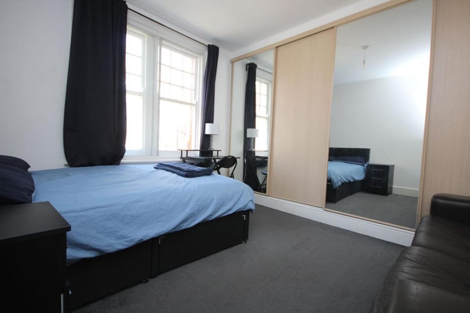 Marylebone Stays Steps from Baker Street Apartment in City of Westminster