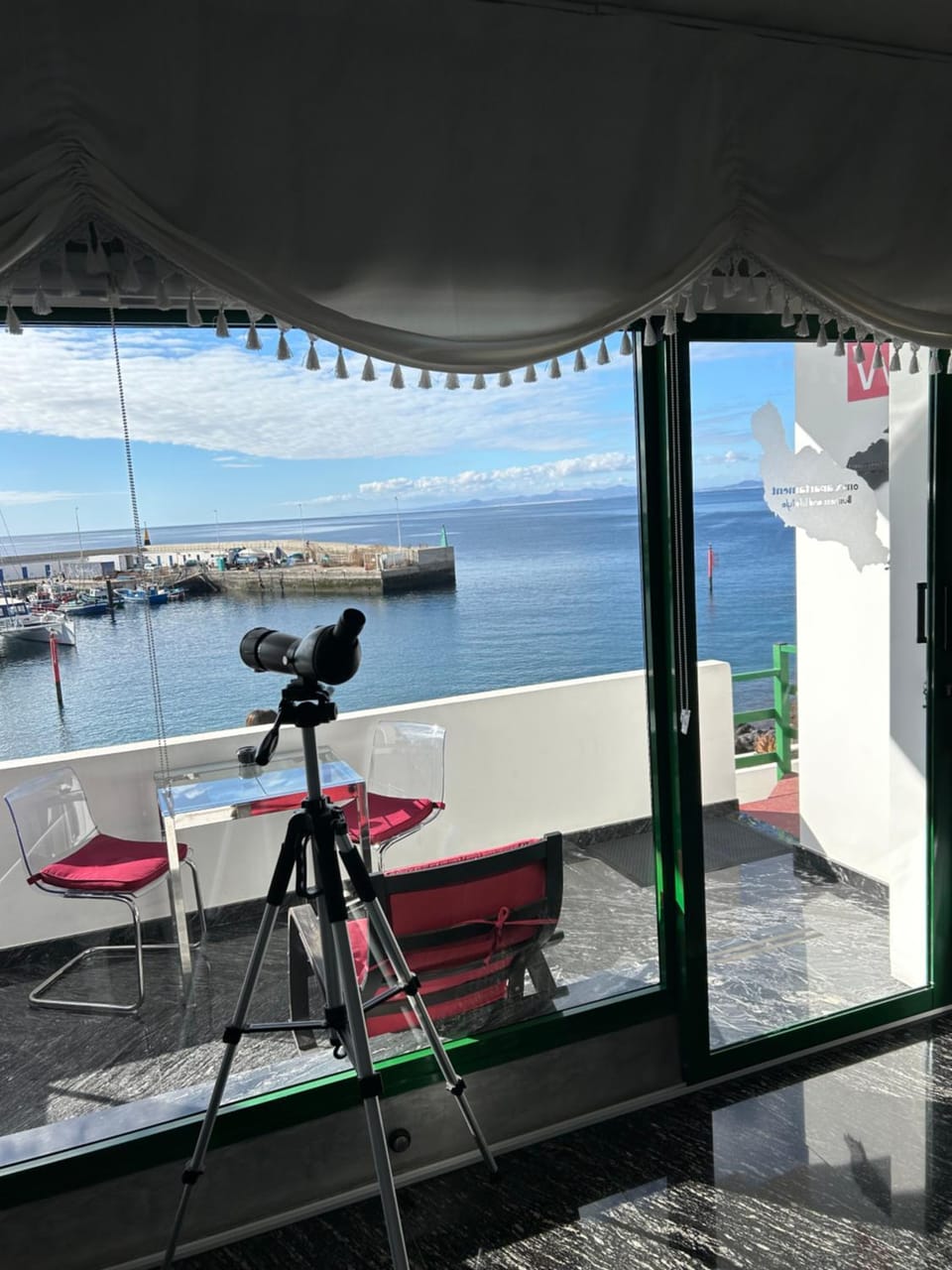 Day, Natural landscape, View (from property/room), Balcony/Terrace, Dining area, Sea view