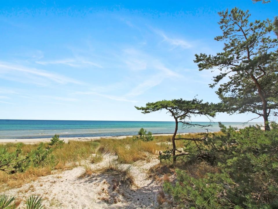 Holiday Home Yrja - 150m from the sea in Bornholm by Interhome House in Bornholm