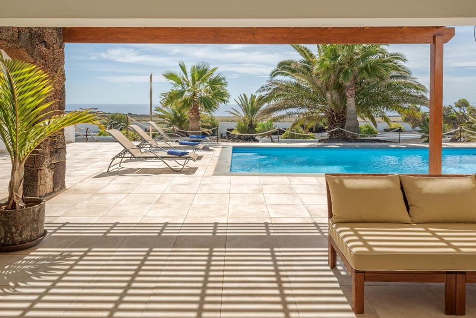 View (from property/room), Garden view, Pool view, Sea view, Swimming pool