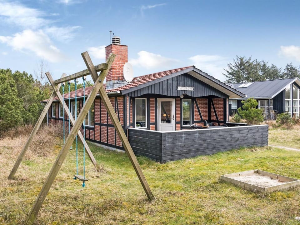 Holiday Home Alena - 1km from the sea by Interhome House in Vejers