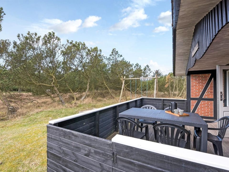 Holiday Home Alena - 1km from the sea by Interhome House in Vejers