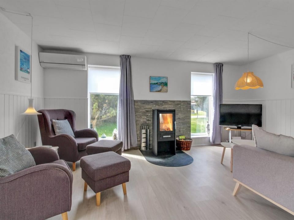 Holiday Home Hellin - 300m from the sea by Interhome House in Løkken