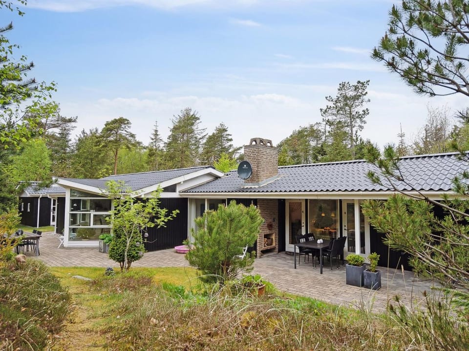 Holiday Home Seraphina - 2km from the sea by Interhome House in Blokhus