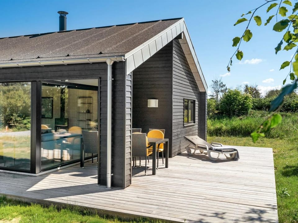 Holiday Home Ilmarinen - 561m from the sea by Interhome House in Lønstrup