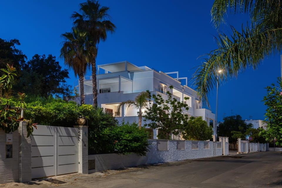 The Suites Elegance for Gallipoli Apartment in Baia Verde