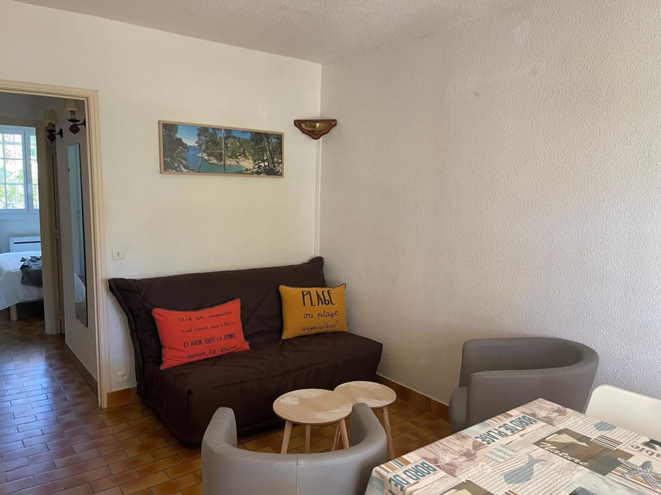 Seating area