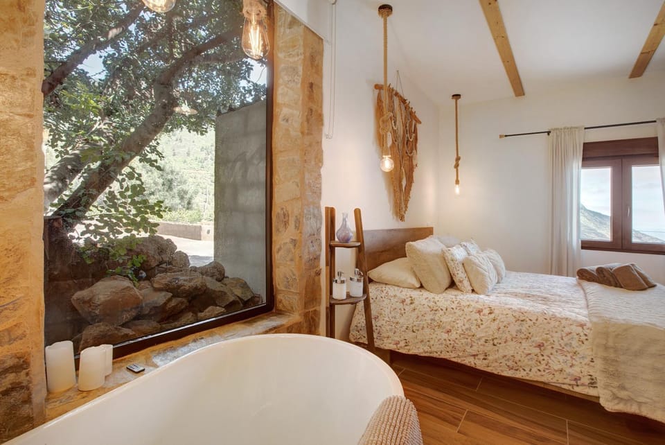 Laurelin Chalet in Canary Islands