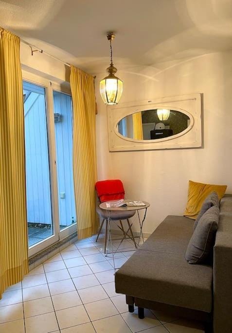 Dachgeschosswohnung mit 2 Schlafzimmern Zentrum Nord mit Aufzug Apartment in Leipzig
