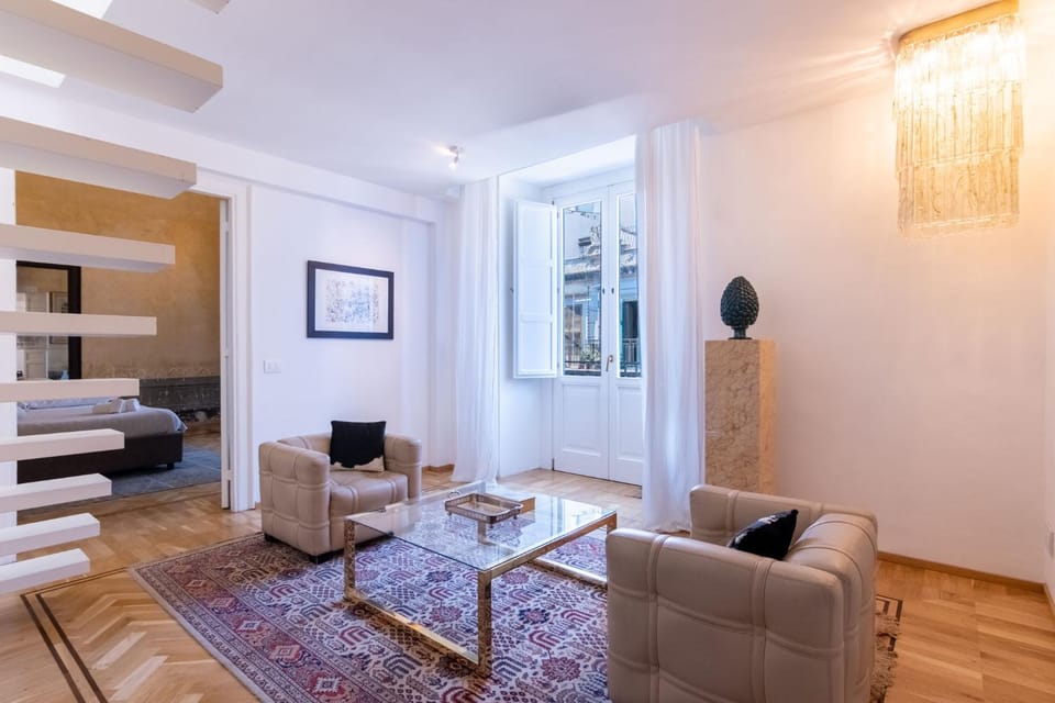Living room, Seating area