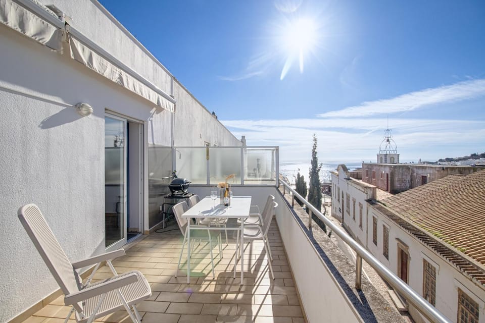 BBQ facilities, Balcony/Terrace, Sea view