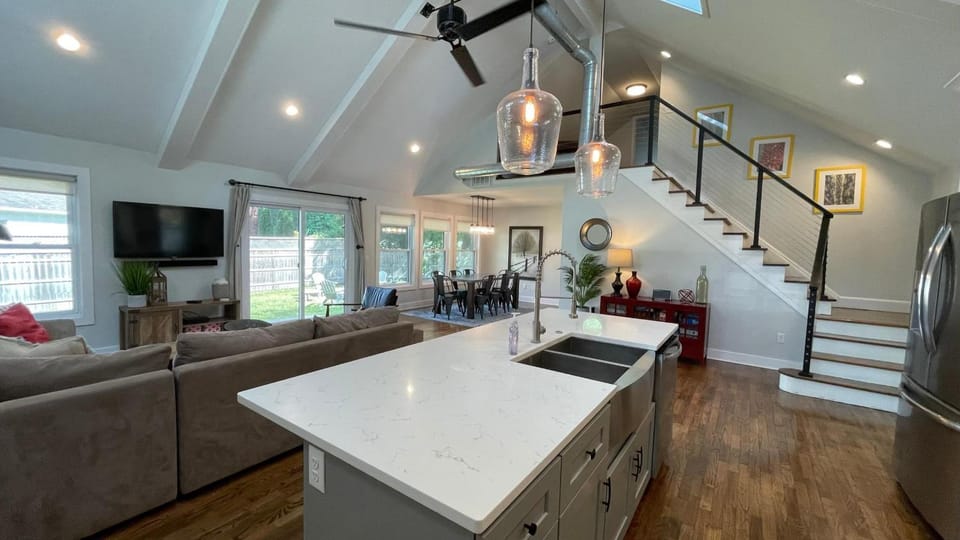 White Sands House in Chikaming Township