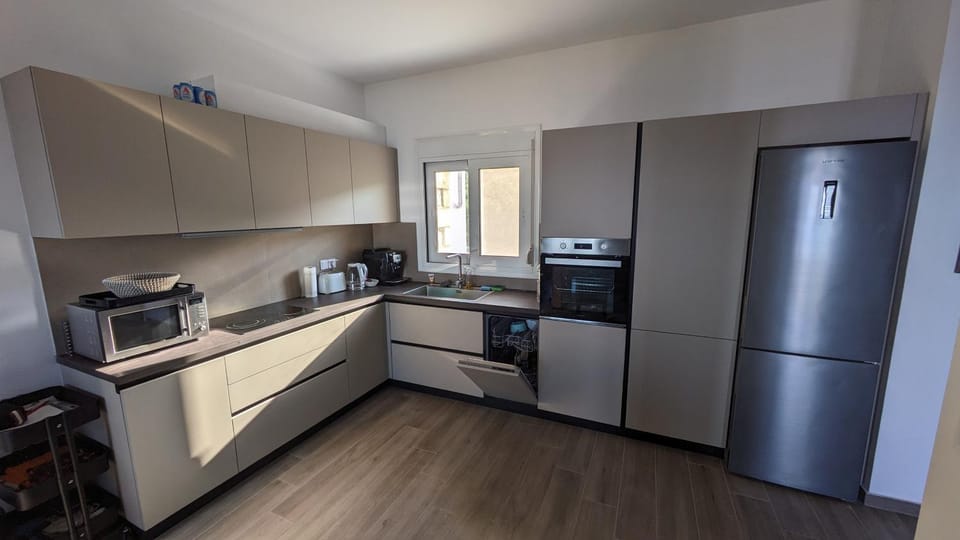 Coffee/tea facilities, Kitchen or kitchenette, dishwasher, minibar, pet friendly, toaster