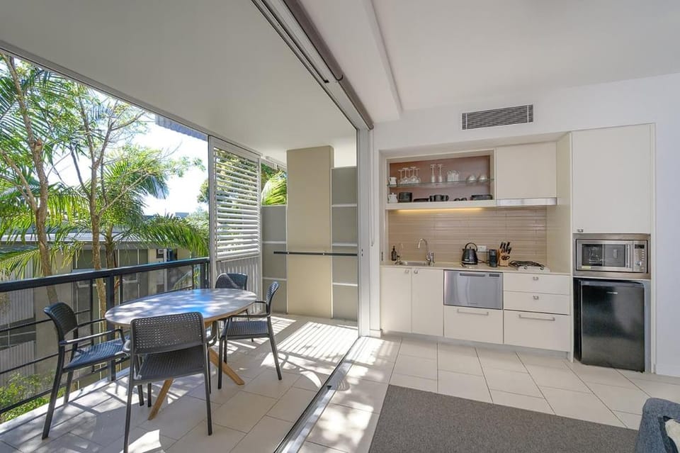 7320 Walk to Noosa Main Beach Apartment in Noosa Heads