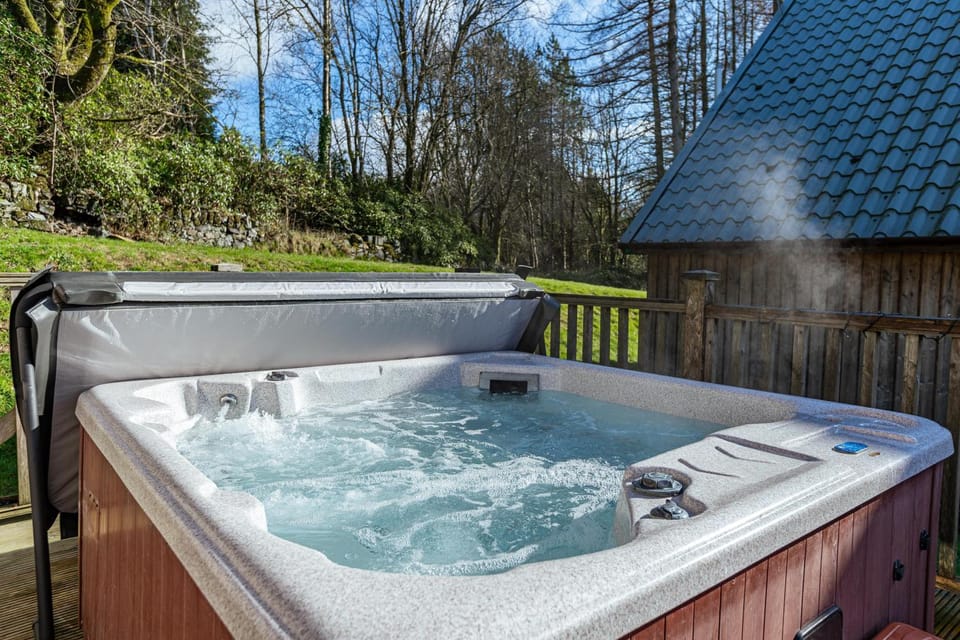 Natural landscape, Hot Tub