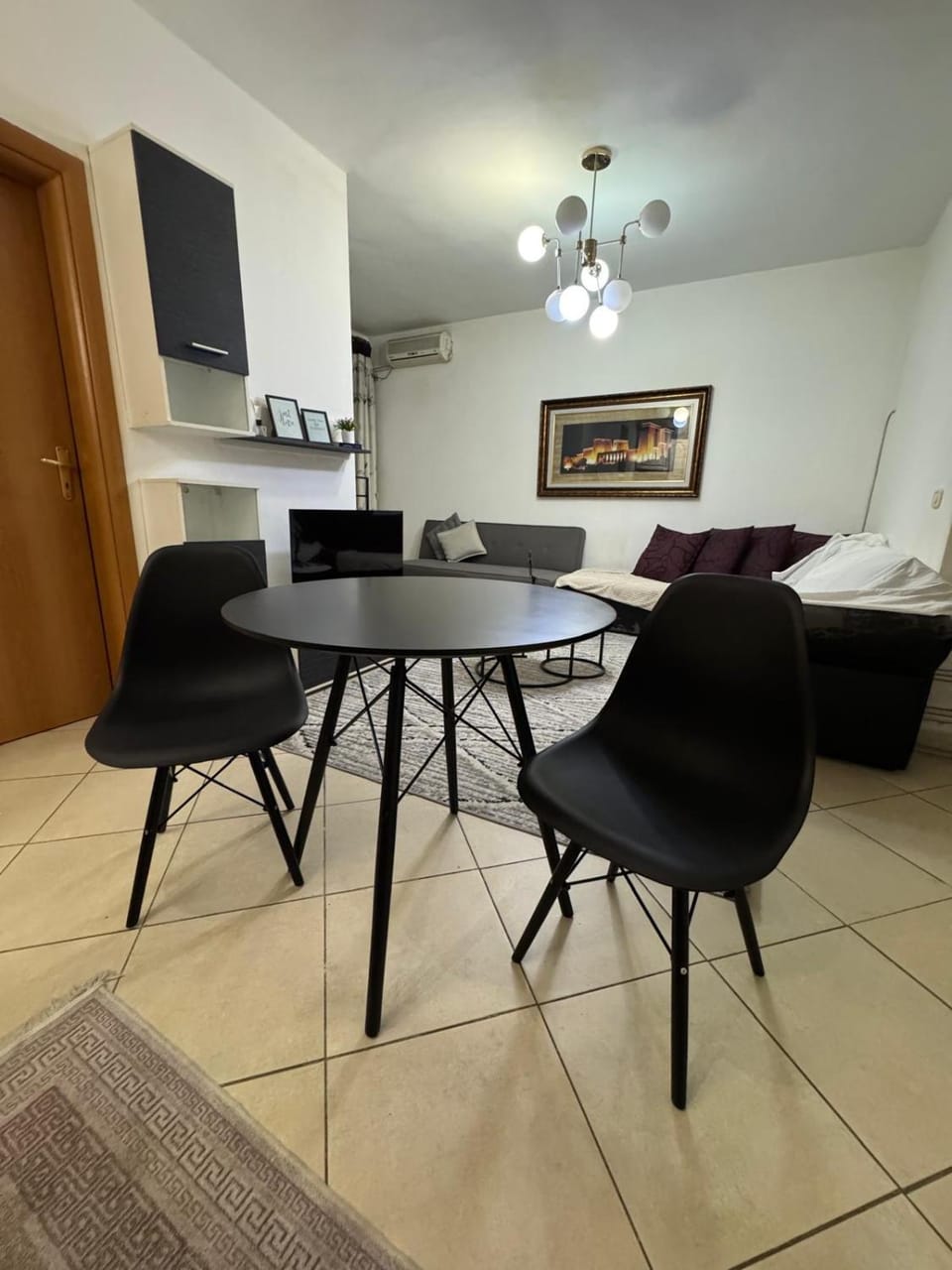 PTA - Tirana City Spacious 1 - Balcony Apartment in Tirana