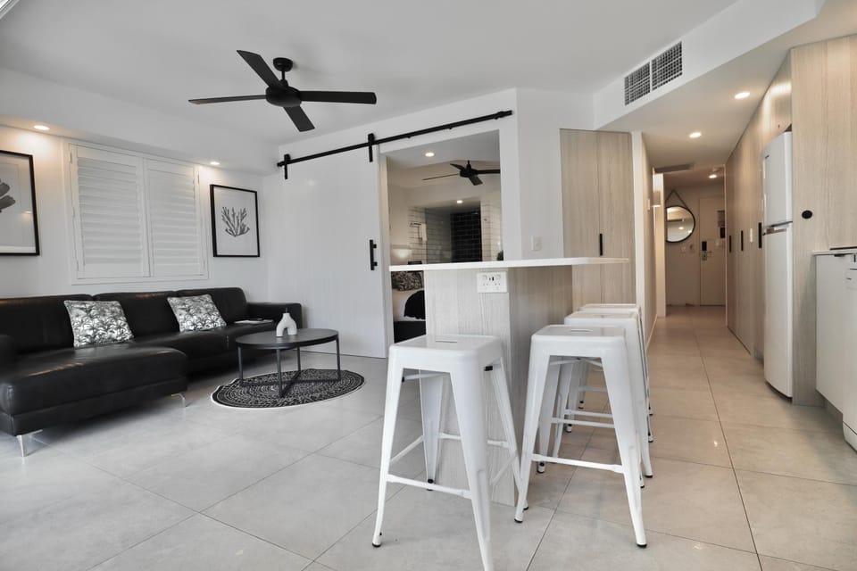 225FQ TABI 2 Bedroom Garden Oasis French Quarter Resort Apartment in Noosa Heads