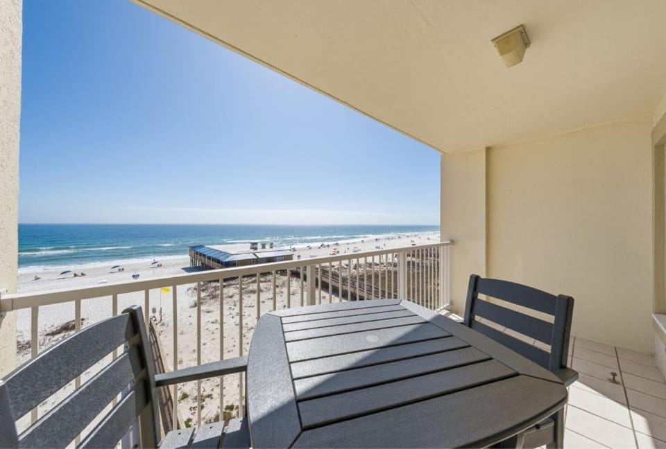 Boardwalk 484 by Youngs Suncoast Apartment in Gulf Shores