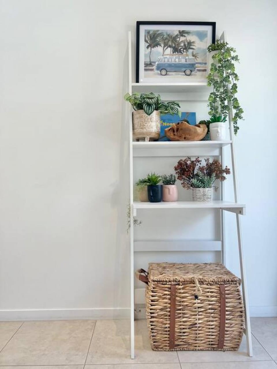 14 Gorgeous Waterfront Noosa Oasis Apartment in Noosaville