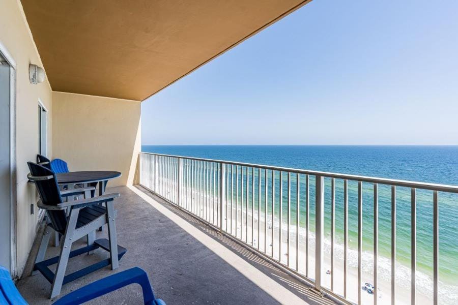 Crystal Shores West 1005 by Youngs Suncoast Apartment in West Beach