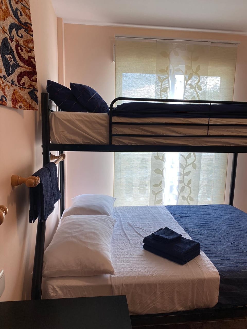 Comfortable guest room with balcony Vacation rental in Safor