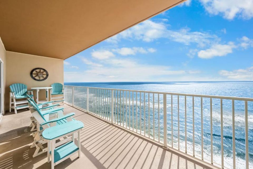 Crystal Shores West 1102 by Youngs Suncoast Apartment in West Beach