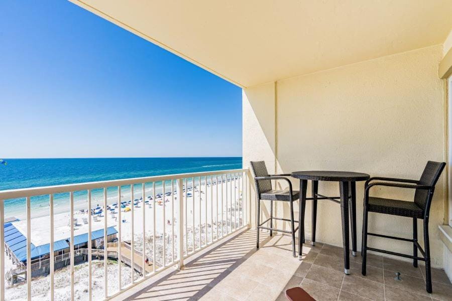 Boardwalk 885 by Youngs Suncoast Apartment in Gulf Shores