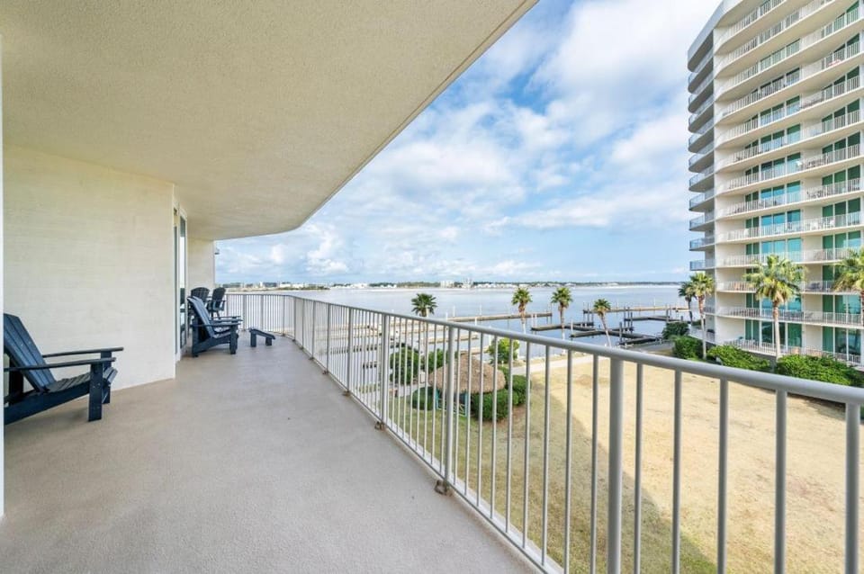 Caribe 308B by Youngs Suncoast Apartment in Orange Beach