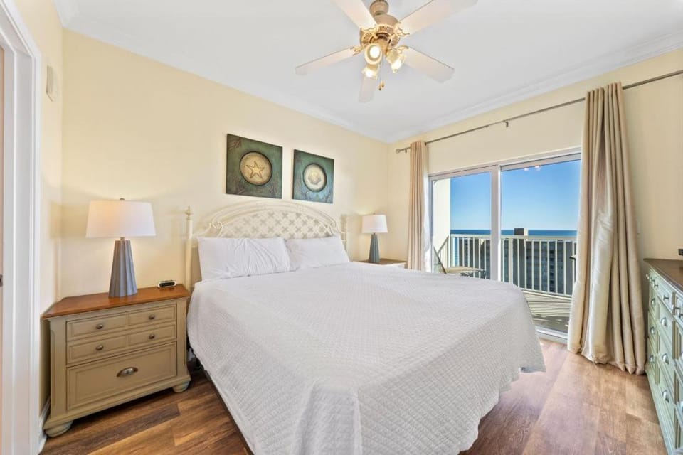 Bed, Day, View (from property/room), Balcony/Terrace, Bedroom, Sea view, furniture