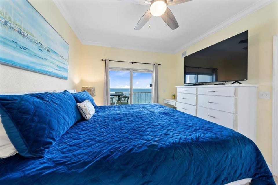 Crystal Tower 1805 by Youngs Suncoast Apartment in West Beach