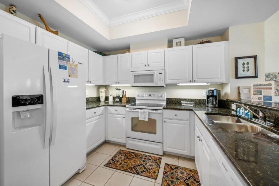 Crystal Tower 408 by Youngs Suncoast Apartment in West Beach
