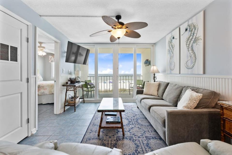 Island Shores 358 by Youngs Suncoast Apartment in Gulf Shores