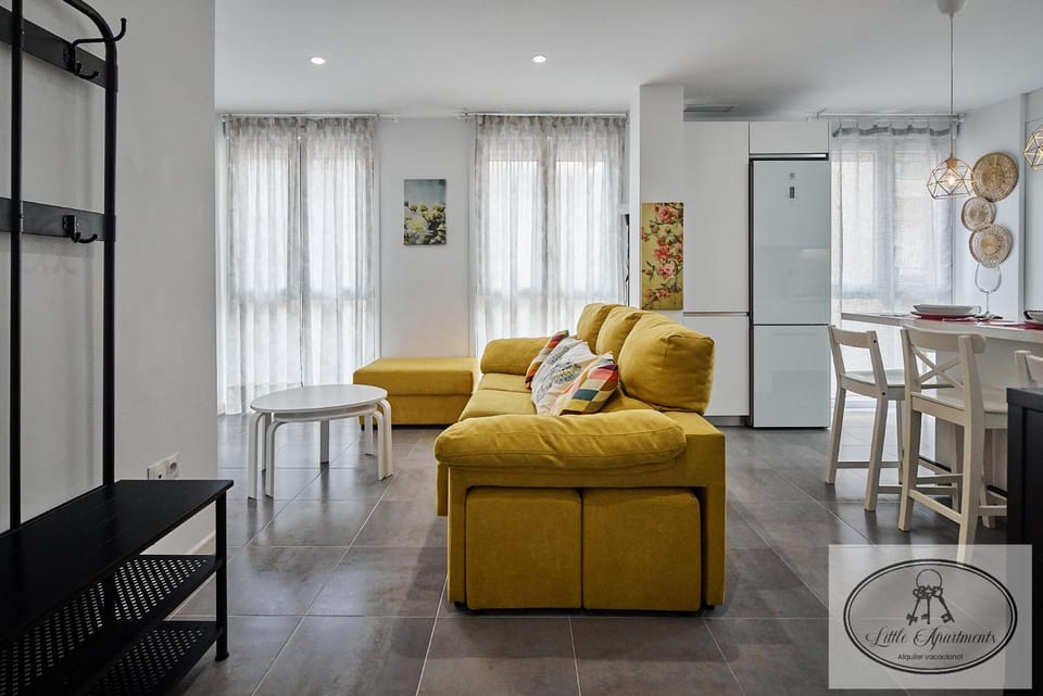 Living room, Lobby or reception