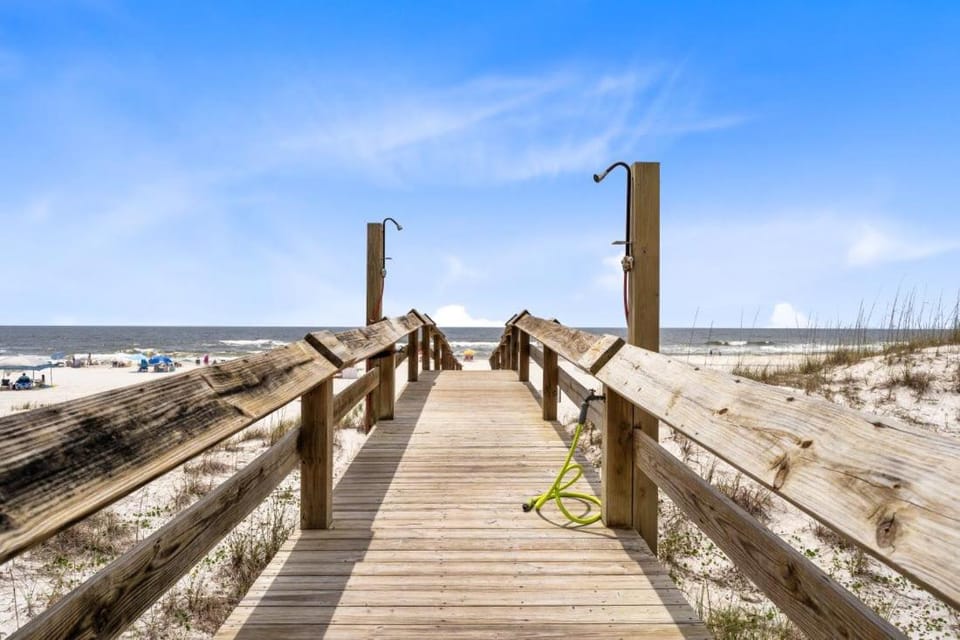 Hammock Dunes J by Youngs Suncoast House in Orange Beach